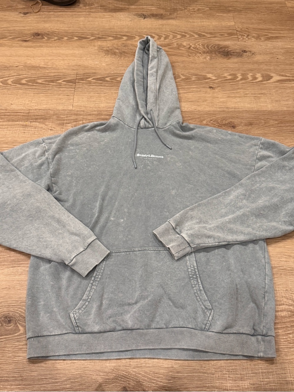 Supply & Demand NYC Gray Acid Wash Hoodie Women’s M Rainbow Logo Streetwear